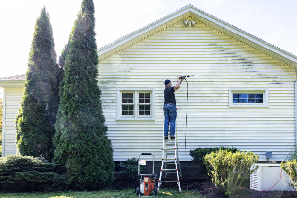 Best Animal Enclosure Cleaning  in Port Angeles East, WA
